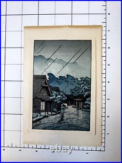 Kawase Hasui Japanese woodblock print Kawaguchi in Rain VG Condition
